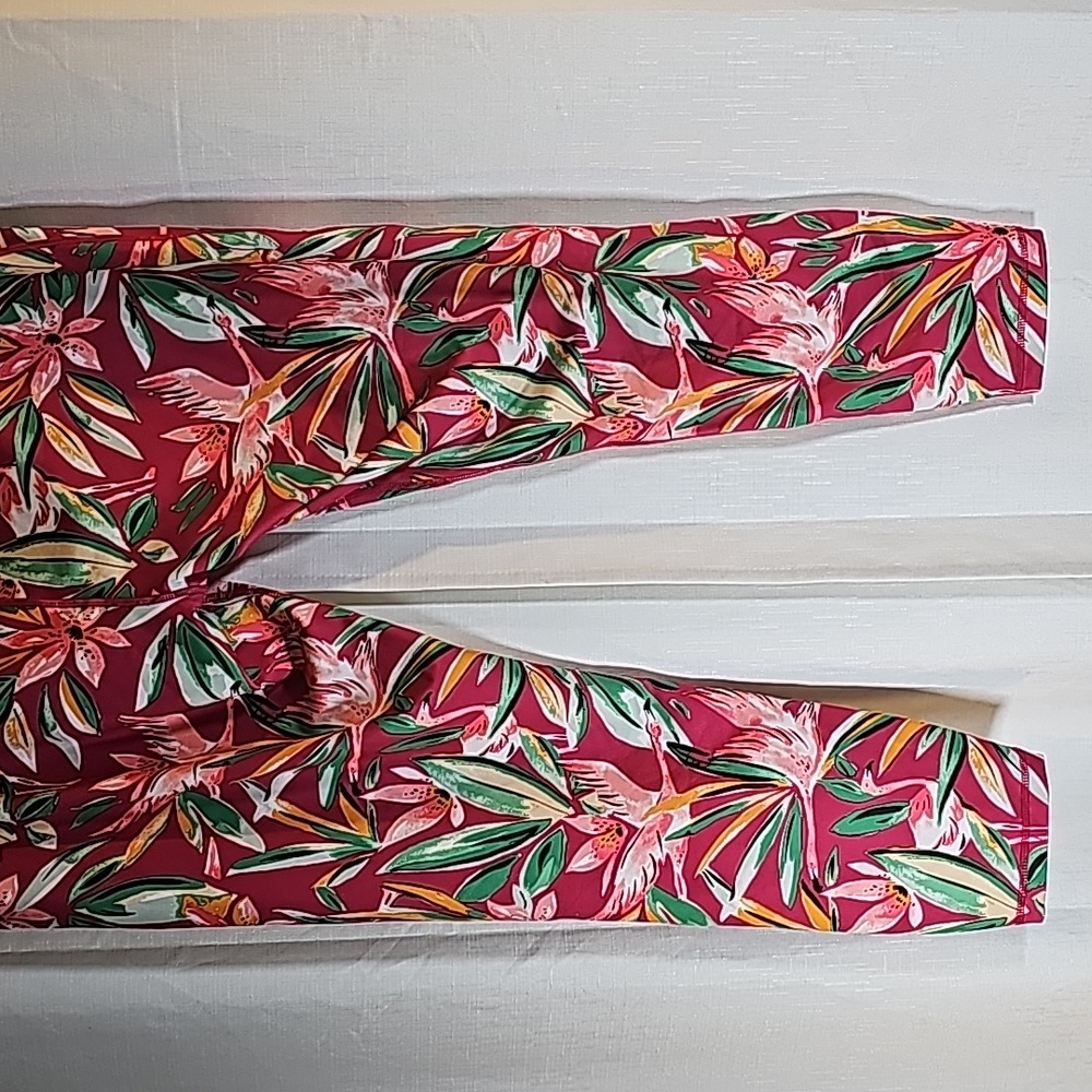 3/$20 Crown & Ivy 1X Tropical Sport Pants - Picture 6 of 10